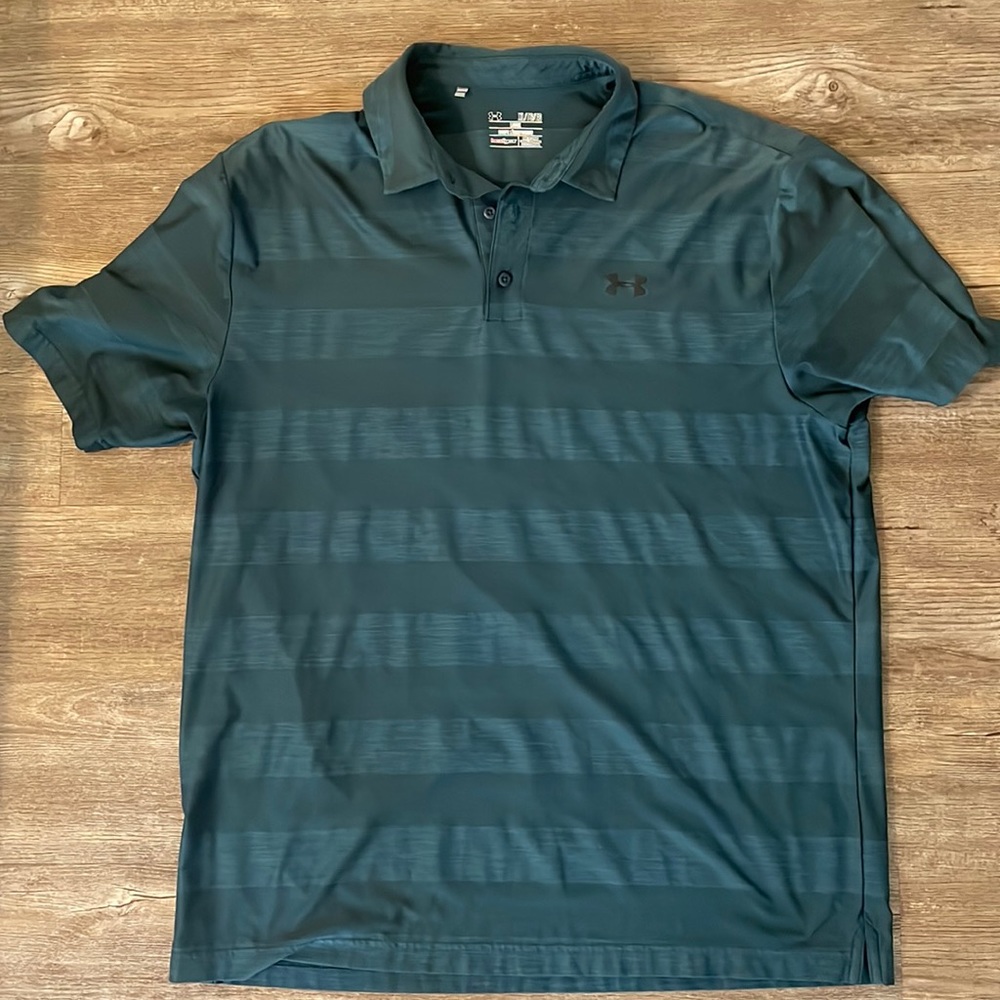 Mens Under Armor heat gear golf polo size XL lightly used no smoke